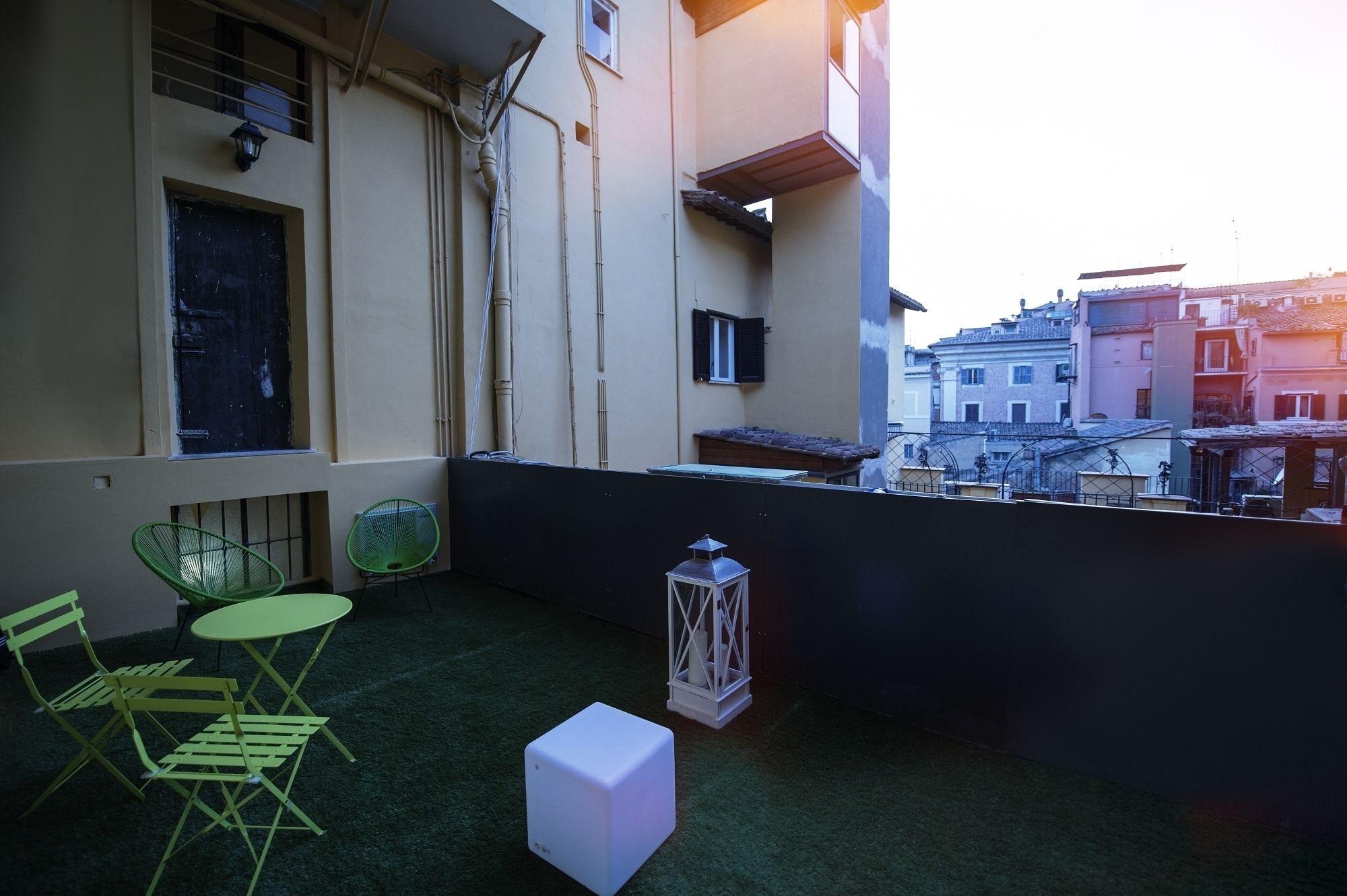Irooms Pantheon Couette-café