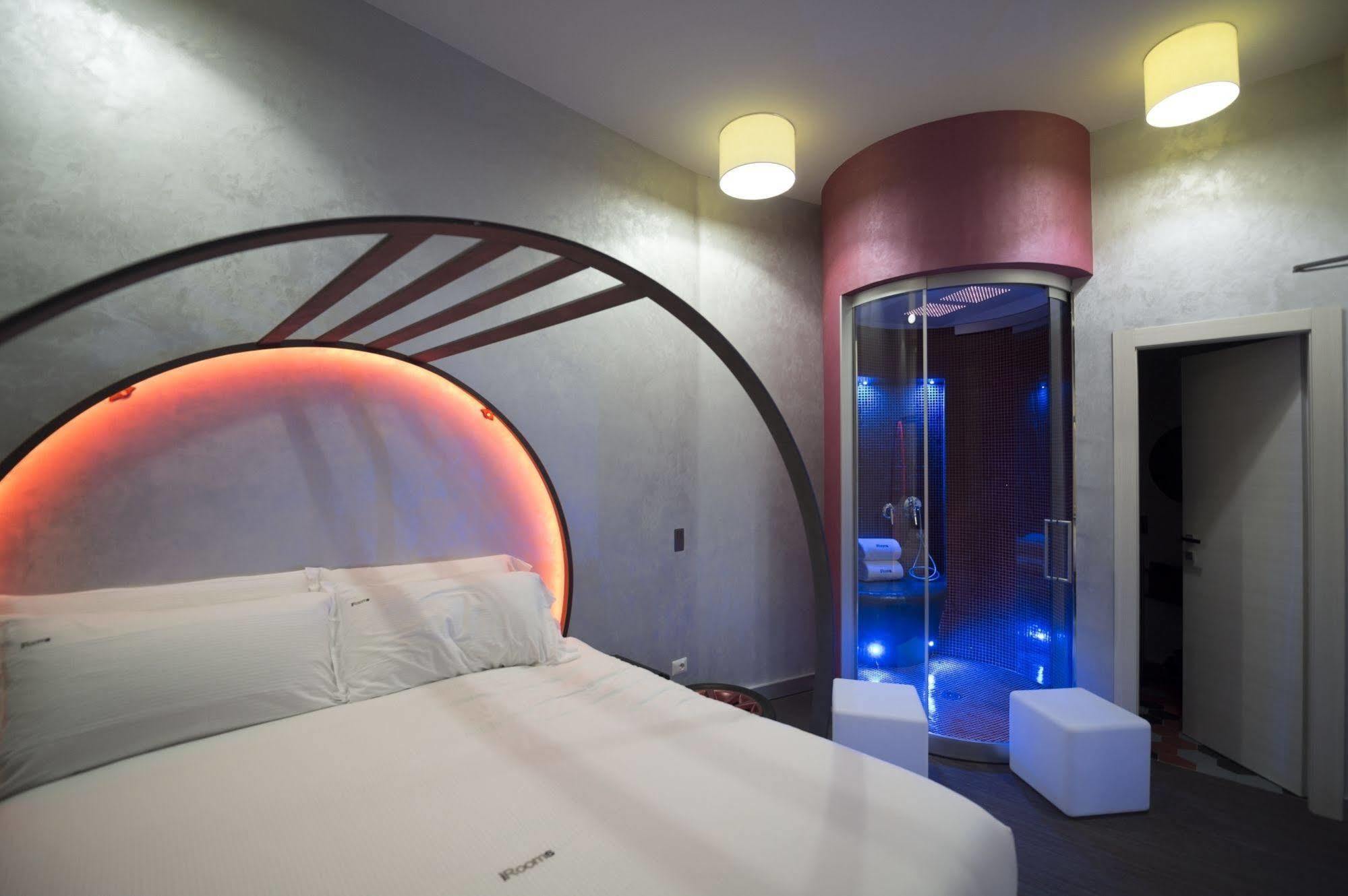 Irooms Pantheon Couette-café